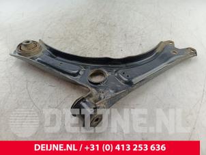 Volkswagen Caddy Querlenker unten rechts vorne O235715 foto 3