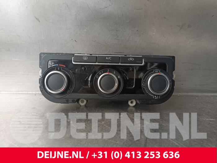 Volkswagen Caddy Heater control panel O235720