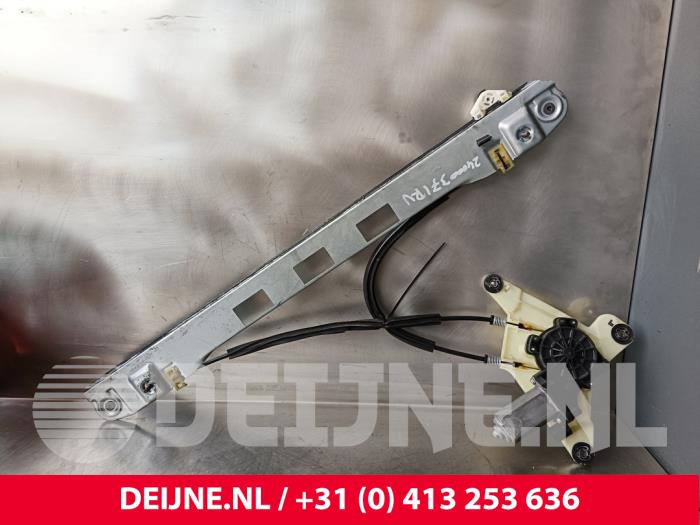 Opel Movano Fenstermechanik 2-türig rechts vorne O235774