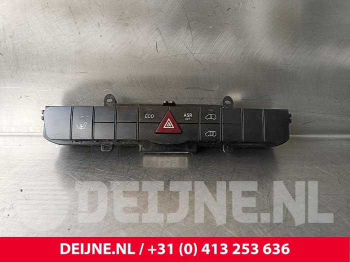 Mercedes Sprinter Paniekverlichtings Schakelaar O235786