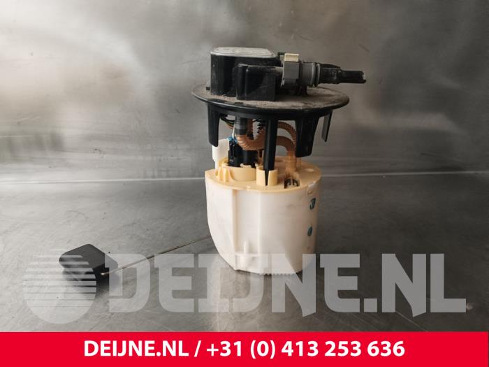 Gebruikte Tank element Pomp Peugeot Expert (V1/VA/VB/VE/VF/VT/VY) 1.6 Blue HDi 115 Prijs € 60,50 Inclusief btw aangeboden door van Deijne Onderdelen Uden B.V.