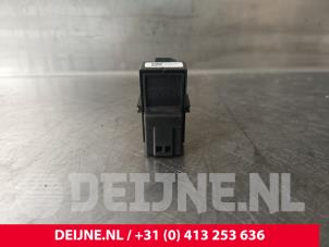 Volvo XC90 Central locking switch O235805 photo 2