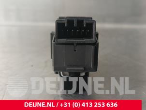 Volvo XC90 Central locking switch O235805 photo 3