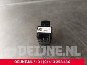Volvo XC90 Electric window switch O235808 photo 3