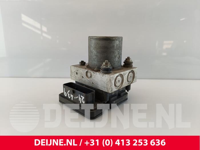 Mercedes Sprinter ABS Pomp O235815