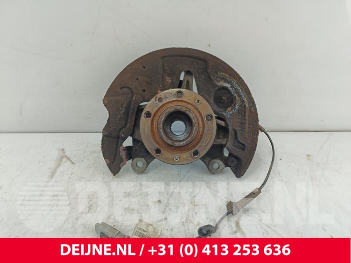 Peugeot Partner Fusee rechts-voor O236083