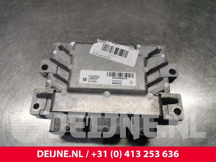 Gebruikte Computer Motormanagement Renault Master III (EV/HV/UV/VA/VB/VD/VF/VG/VJ) ZE 33 kWh Prijs € 272,25 Inclusief btw aangeboden door van Deijne Onderdelen Uden B.V.