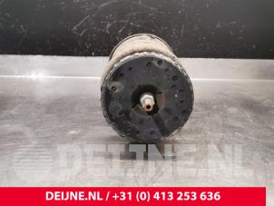 Renault Master Schokdemperpoot links-voor O236183 foto 3