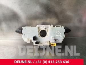Renault Master Combischakelaar Stuurkolom O236157 foto 2