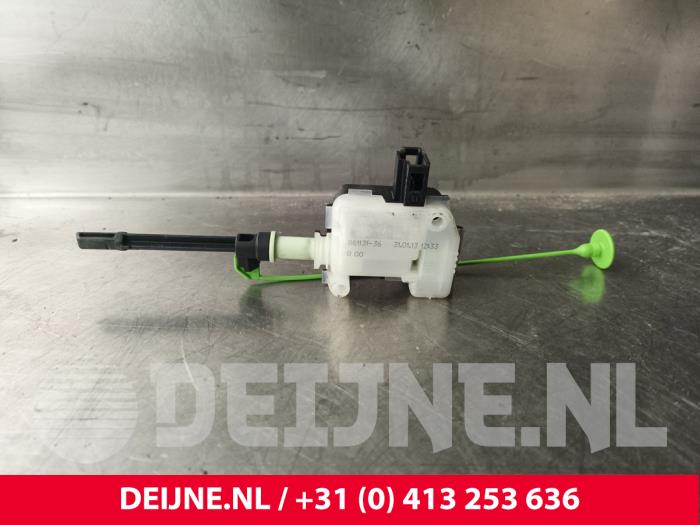Volvo V70 Tankklappe Verriegelungsmotor O236208