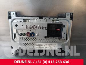 Mercedes Vito Display Multi Media regelunit O236230 foto 2