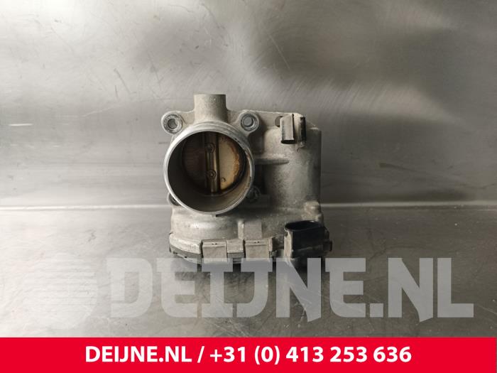 Gebruikte Gasklephuis Fiat Doblo Cargo (263) 1.4 16V Prijs € 60,50 Inclusief btw aangeboden door van Deijne Onderdelen Uden B.V.