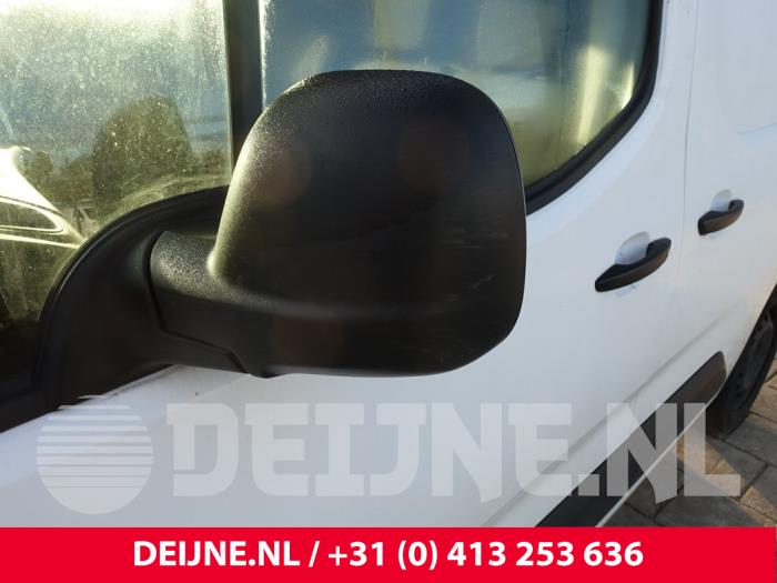 Peugeot Partner Wing mirror, left O236347