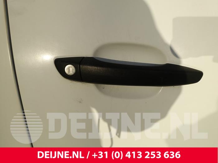 Peugeot Partner Türgriff 2-türig rechts O236365