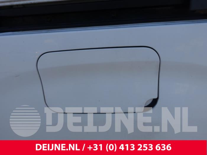 Peugeot Partner Tankklappe O236382