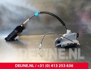 Peugeot Partner Deurslot Mechaniek 2Deurs rechts O236391 foto 2