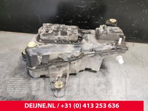 Gebruikte Adblue tank Peugeot Partner (EA//EF/EN/EU) 1.5 BlueHDi 100 Prijs € 423,50 Inclusief btw aangeboden door van Deijne Onderdelen Uden B.V.
