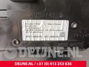 Ford Transit Custom Kilometerteller KM O236455 foto 3