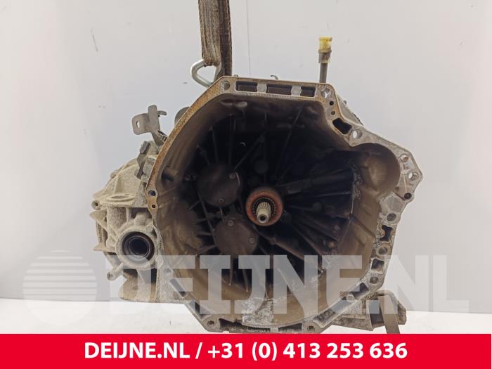 Opel Vivaro Versnellingsbak O236492