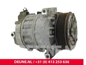 Opel Vivaro Air conditioning pump O236517 photo 2