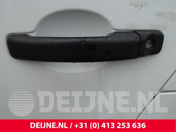 Renault Trafic Portiergreep 2Deurs links O236722
