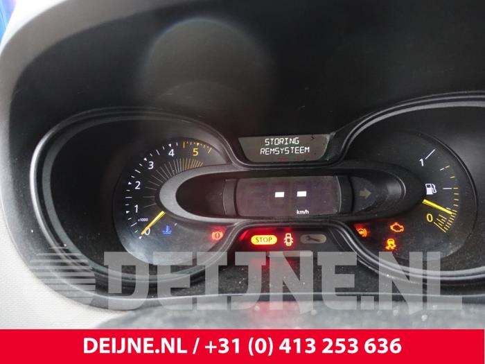Renault Trafic Kilometerteller KM O236716