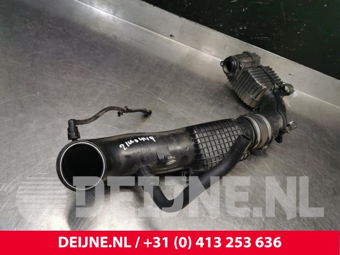 Volvo V40 Air intake hose O236756
