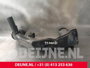 Volvo V40 Intercooler Buis O236770 foto 2