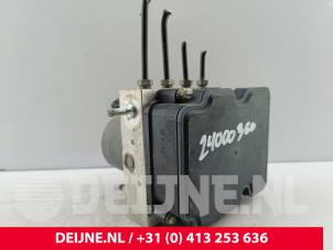 Mercedes Sprinter ABS Pumpe O236785 foto 3