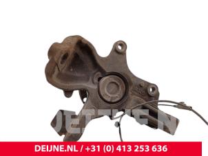 Mercedes Sprinter Achsschenkel links vorne O236804 foto 2