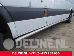 Mercedes Sprinter Portier 2Deurs links O236809 foto 2