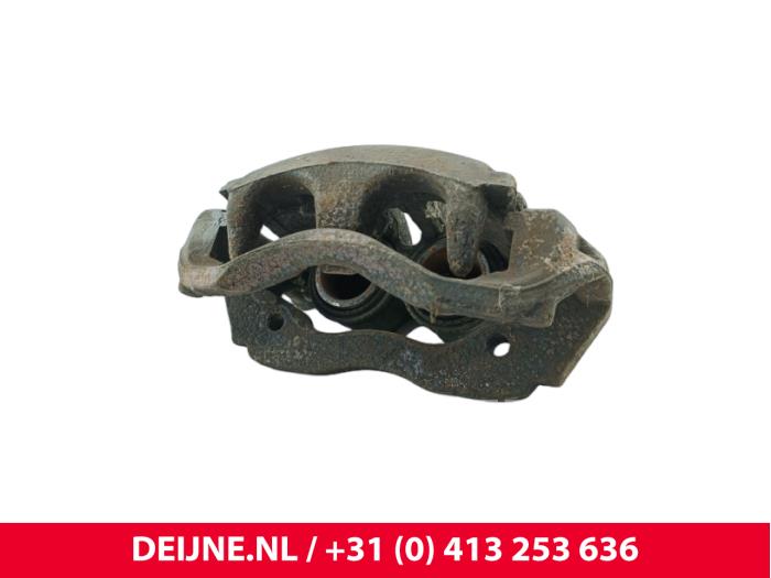 Mercedes Sprinter Remklauw (Tang) links-voor O236813