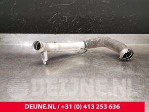 Volvo V40 Intercooler Buis O236855 foto 2