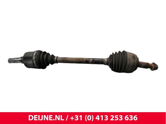 Gebruikte Steekas links-voor Opel Movano 2.3 CDTi 16V FWD Prijs € 145,20 Inclusief btw aangeboden door van Deijne Onderdelen Uden B.V.