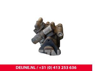 Gebruikte Pomp Servo Opel Movano 2.3 CDTi 16V FWD Prijs € 66,55 Inclusief btw aangeboden door van Deijne Onderdelen Uden B.V.