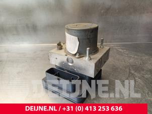 Renault Master ABS Pumpe O236940 foto 2