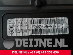 Renault Master Kilometerteller KM O236962 foto 3