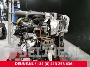 Opel Vivaro Motor O237000 foto 2