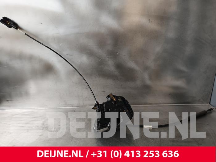 Opel Vivaro Deurslot Mechaniek 2Deurs rechts O237004