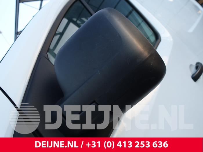 Opel Vivaro Buitenspiegel links O237024