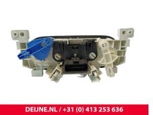 Opel Vivaro Heater control panel O237034 photo 2