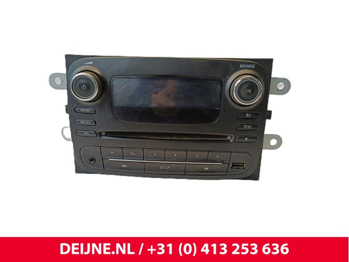 Opel Vivaro Radio O237040