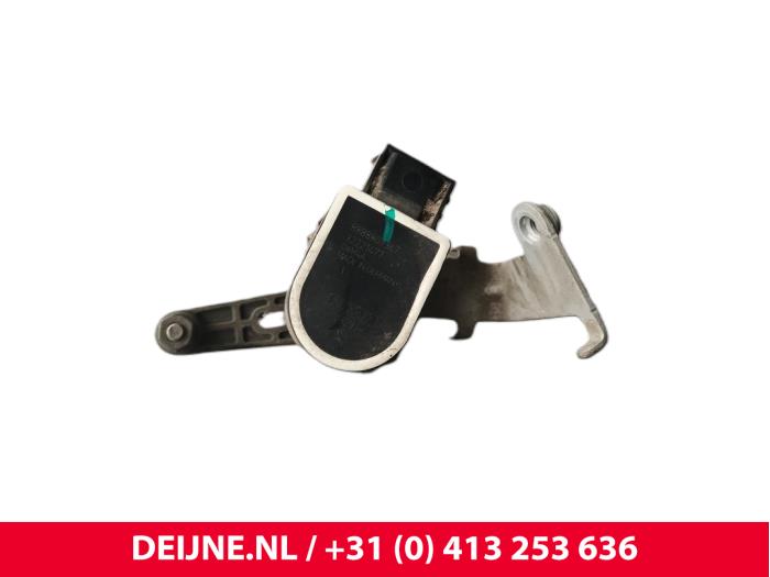 Lynk & Co 01 Xenon Höhenregler O237077