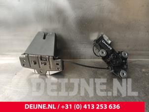 Volvo XC60 Tailgate lock mechanism O237135 photo 2