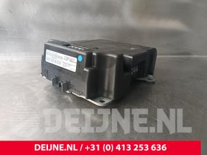 Gebruikte Head-up display Peugeot Expert (V1/VA/VB/VE/VF/VT/VY) 2.0 Blue HDi 180 16V Prijs € 211,75 Inclusief btw aangeboden door van Deijne Onderdelen Uden B.V.