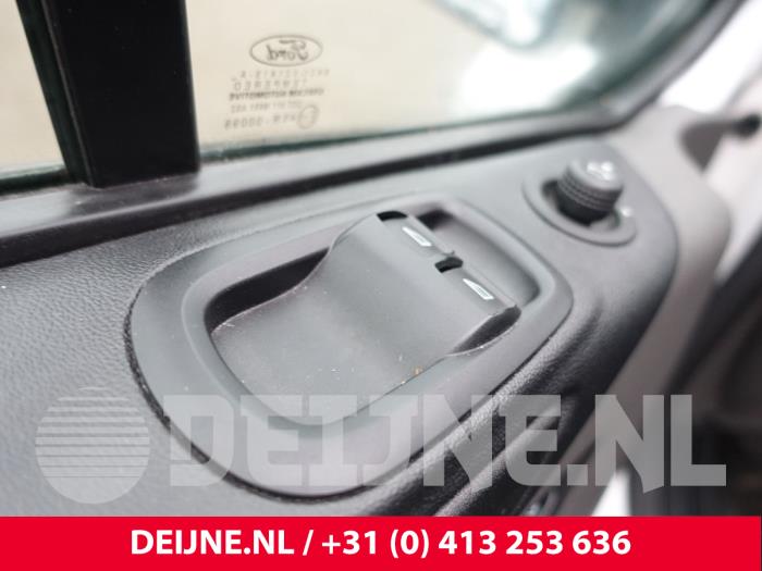 Ford Transit Custom Electric window switch O237187