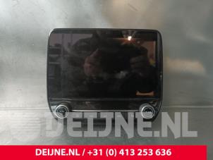 Gebruikte Display Multi Media regelunit Ford Transit Custom 2.0 TDCi 16V Eco Blue 130 mHEV Prijs € 302,50 Inclusief btw aangeboden door van Deijne Onderdelen Uden B.V.