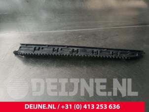 Porsche Panamera Air funnel O237251 photo 2