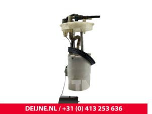 Hyundai H300 Electric fuel pump O237434 photo 3