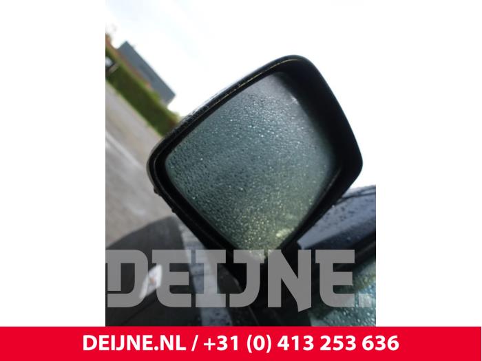 Hyundai H300 Außenspiegel links O237435